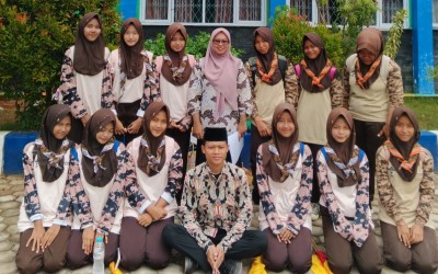 Siswa MTsN 11 Indramayu Ikuti Gladi Bersih Upacara Hari Pramuka